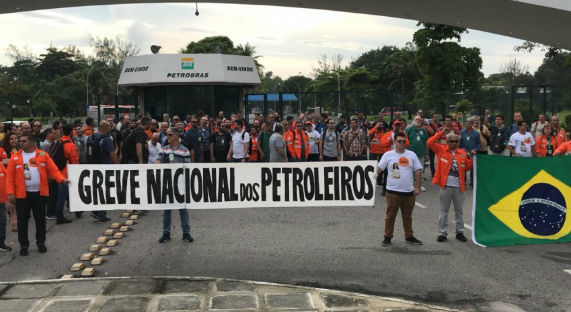 Apoiar a greve dos petroleiros é defender a soberania nacional